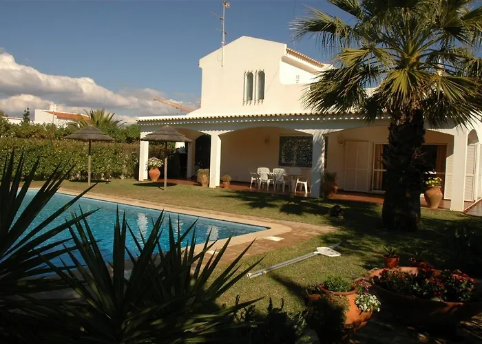 Luxury 3 Bedroom Villa With Private Pool